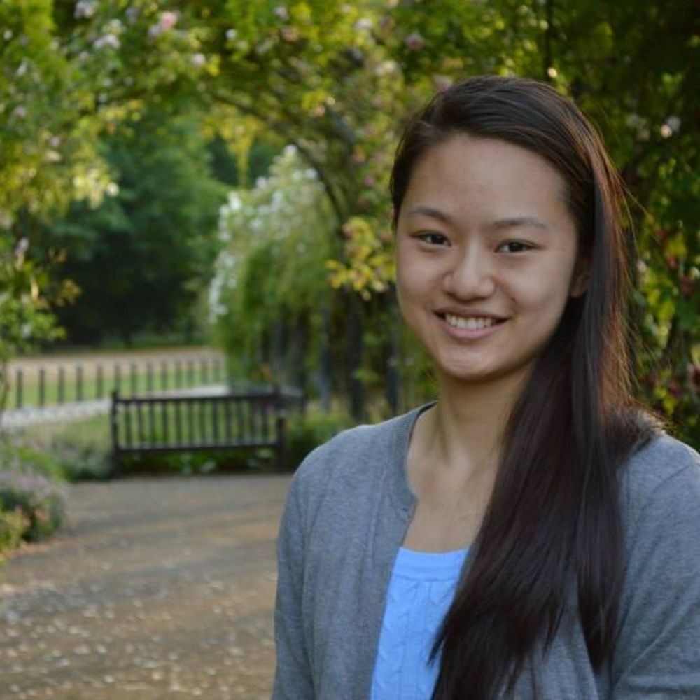 Meet your Posher, Lily